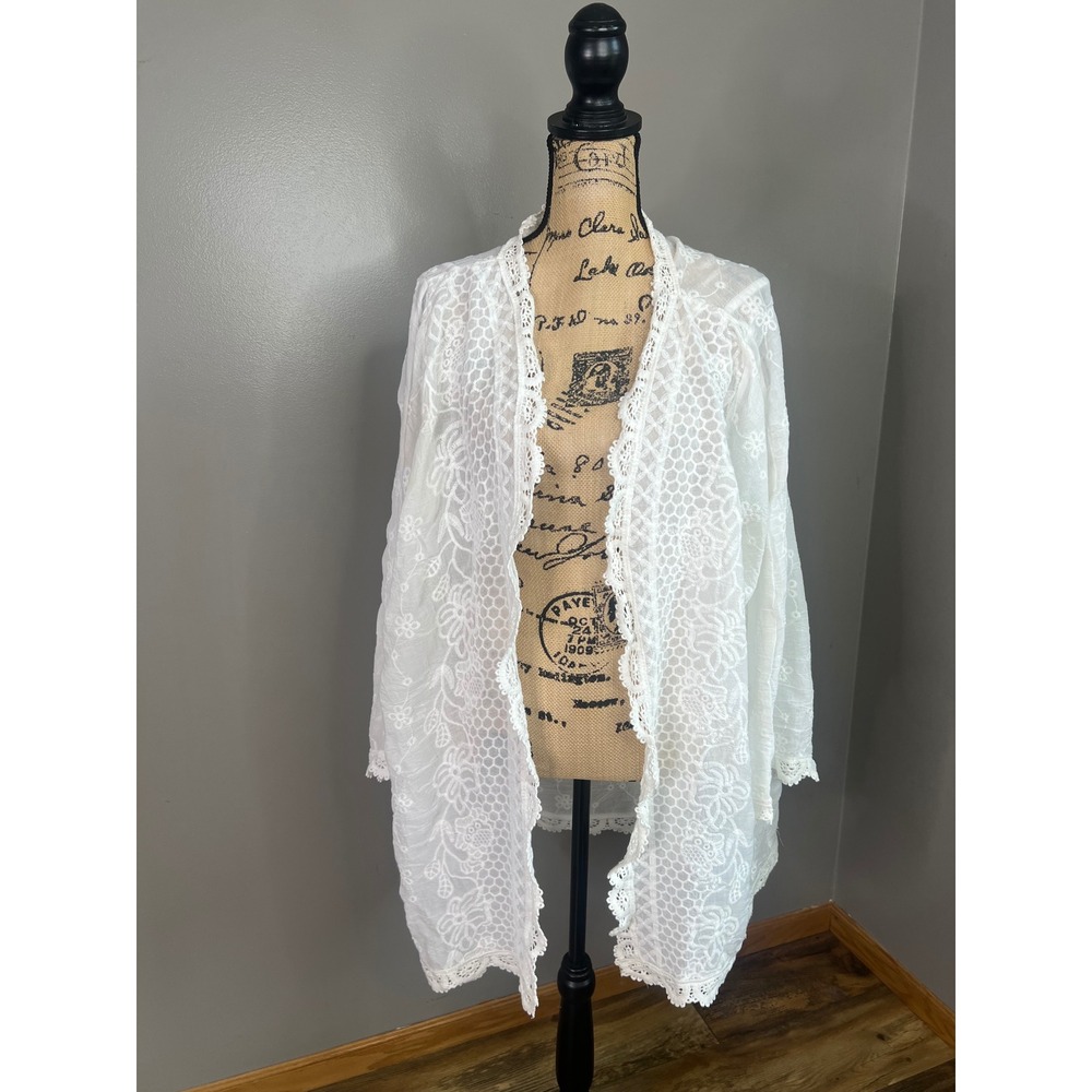 Solitaire by Ravi Khosla White Eyelet Lace Open Front  Kimono 1X cottagecore